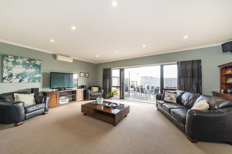 Photo of property in 2757 State Highway 1, Rongotea, Palmerston North, 4479