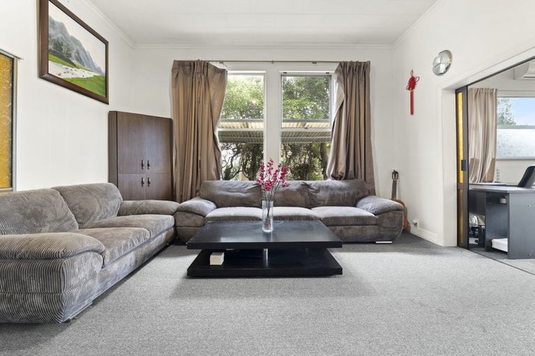 Photo of property in 28 Bathgate Street, South Dunedin, Dunedin, 9012