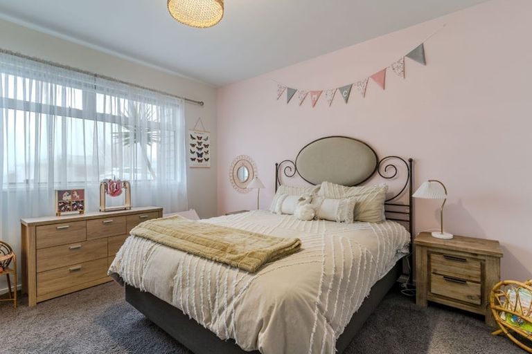 Photo of property in 27 Gilkison Street, Halfway Bush, Dunedin, 9010