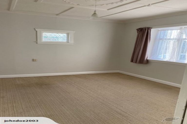 Photo of property in 18 Burton Avenue, Whanganui East, Whanganui, 4500
