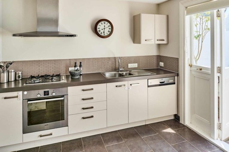 Photo of property in 7 Hay Street, Oriental Bay, Wellington, 6011