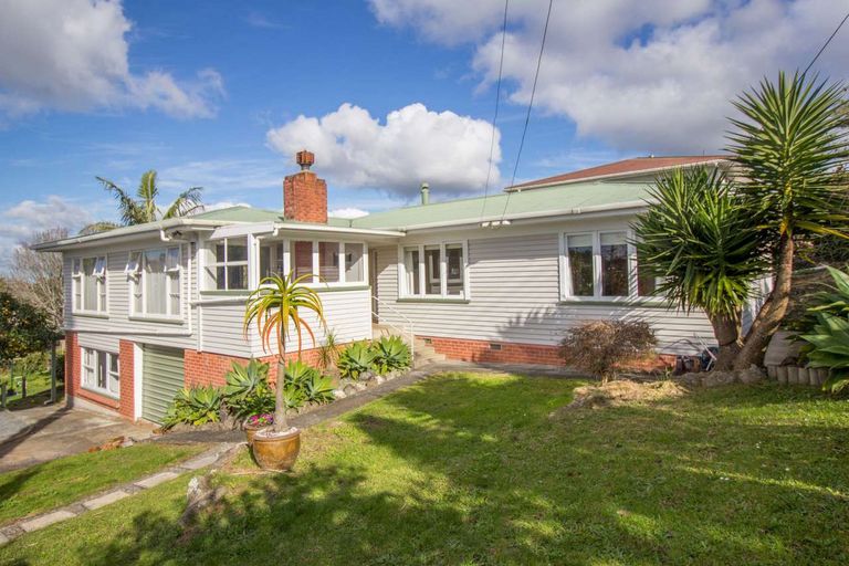 Photo of property in 10 Mcmillan Avenue, Te Kamo, Whangarei, 0112