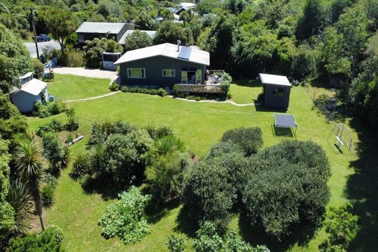 Photo of property in 29 Haile Lane, Pohara, Takaka, 7183
