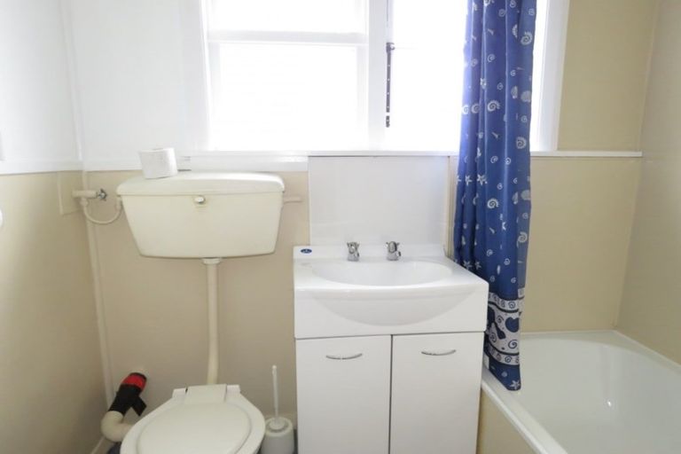 Photo of property in 5 Larsen Street, Westport, 7825