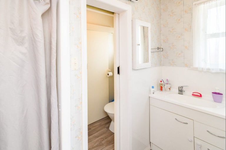 Photo of property in 8 Anakiwa Street, Kelvin Grove, Palmerston North, 4414