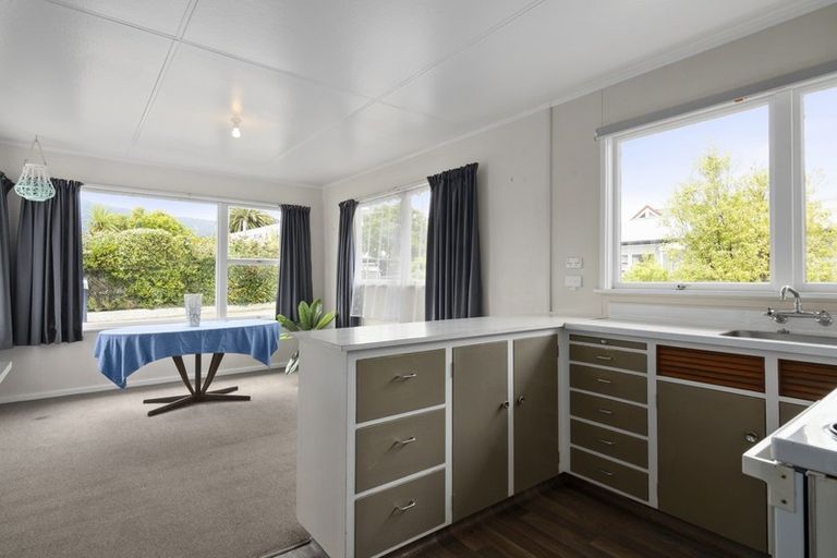 Photo of property in 44 Leicester Street, Stoke, Nelson, 7011