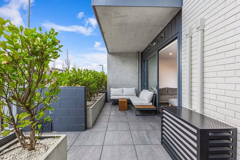 Photo of property in 4/2g Onekiritea Road, Hobsonville, Auckland, 0616