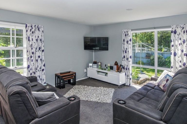 Photo of property in 40 Tramway Road, Sheffield, 7500