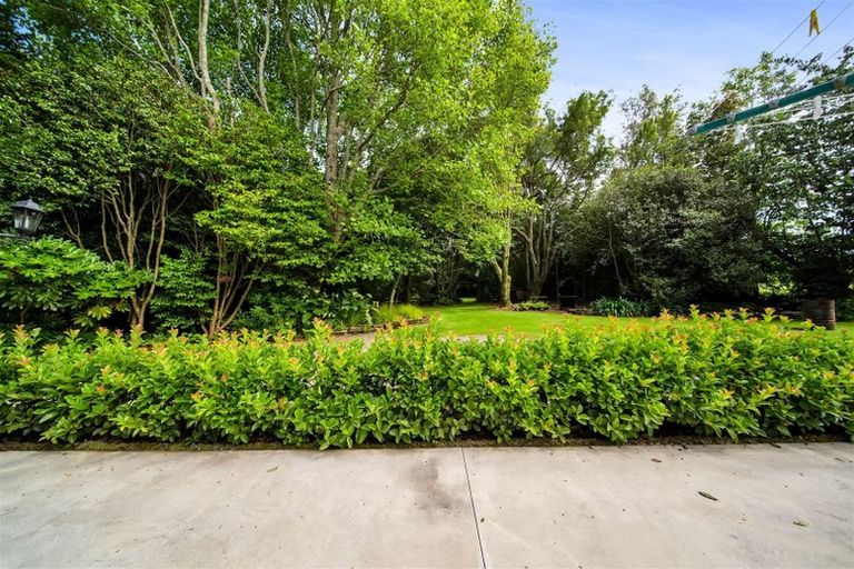 Photo of property in 279 Manutahi Road, Lepperton, New Plymouth, 4372