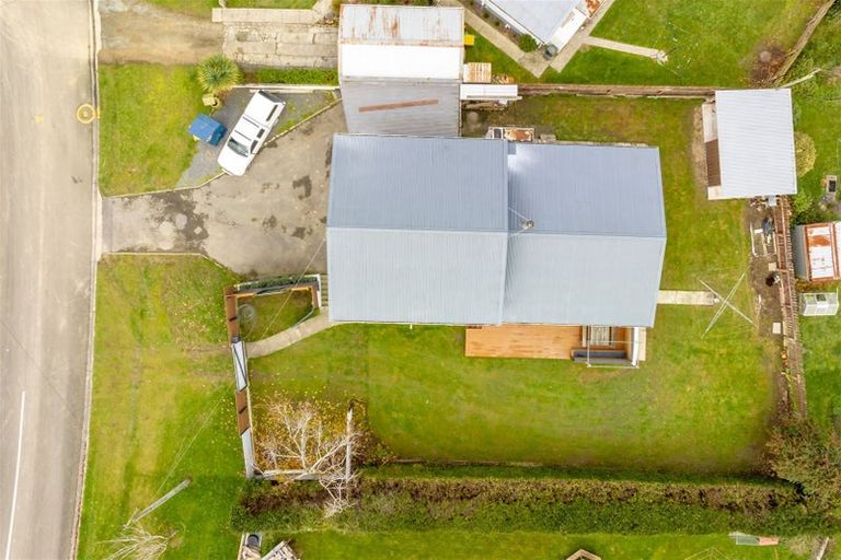 Photo of property in 3 Mcneil Street, Balclutha, 9230