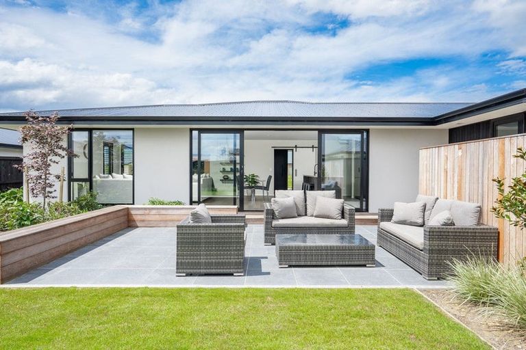 Photo of property in 21 Armadale Street, Mosgiel, 9024