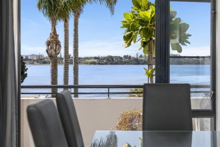 Photo of property in 4/2 Sixth Avenue, Tauranga, 3110