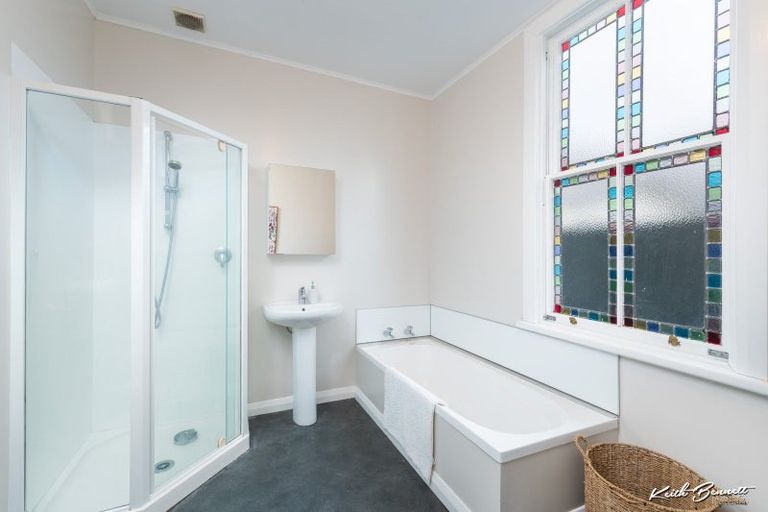 Photo of property in 43 Seddon Street, Wallaceville, Upper Hutt, 5018