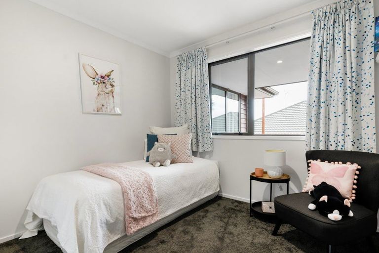 Photo of property in 8 Cleeve Close, Huntington, Hamilton, 3210