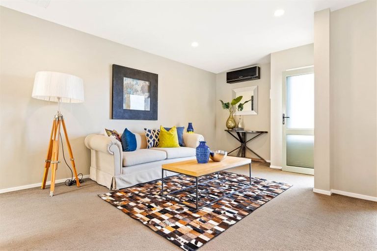 Photo of property in 7 Mt Lebanon Lane, Henderson, Auckland, 0612