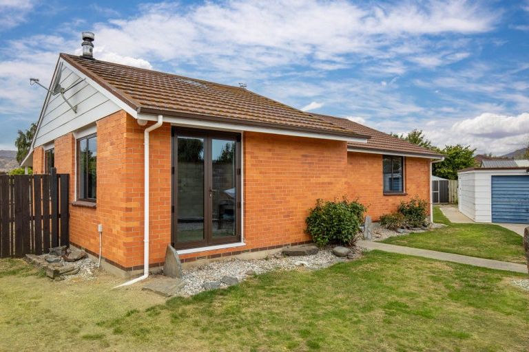 Photo of property in 3 Hassing Place, Cromwell, 9310