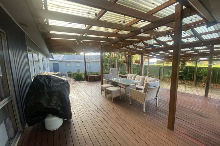 Photo of property in 22 Cherry Tree Place, Massey, Auckland, 0614