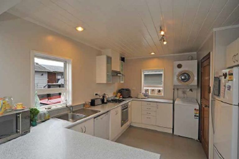 Photo of property in 137 Rongotai Road, Kilbirnie, Wellington, 6022