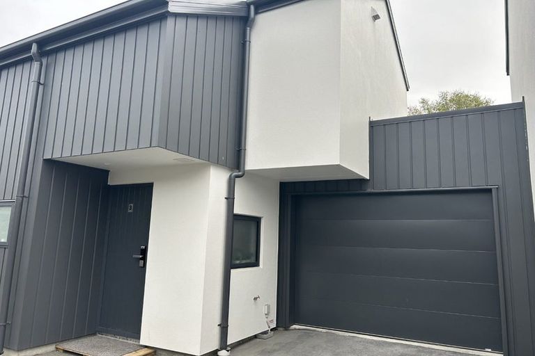 Photo of property in 3/58 Division Street, Riccarton, Christchurch, 8041