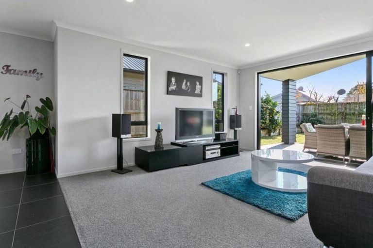 Photo of property in 34 Tulip Drive, Cambridge, 3434