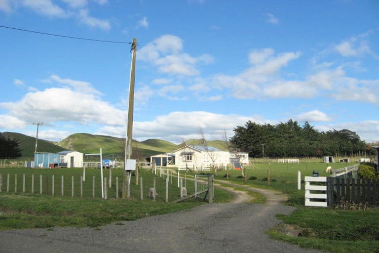 Photo of property in 10 Sydney Terrace, Takapau, 4203