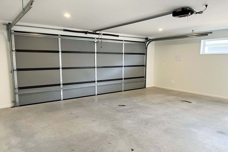 Photo of property in 8 Clare Street, Woodend, 7610