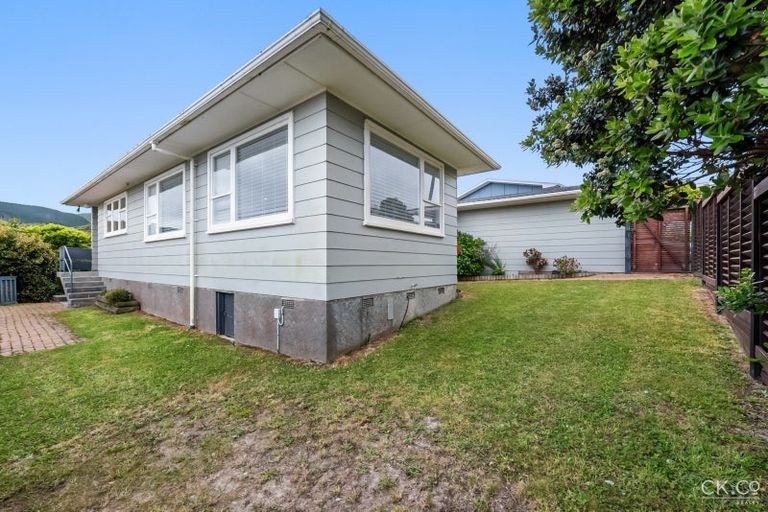 Photo of property in 57 Major Drive, Kelson, Lower Hutt, 5010