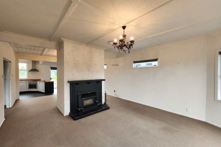 Photo of property in 12 Vogel Street, Fitzroy, New Plymouth, 4312