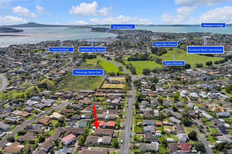 Photo of property in 2/125 Pigeon Mountain Road, Half Moon Bay, Auckland, 2012