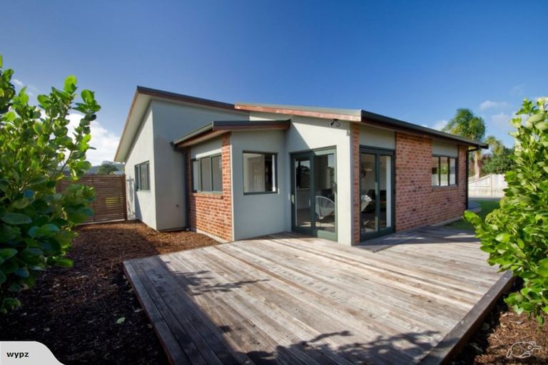 Photo of property in 14b Ringwood Place, Whitianga, 3510