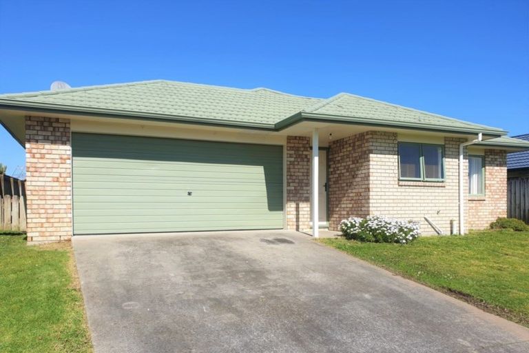 Photo of property in 5 Carn Place, Weymouth, Auckland, 2103