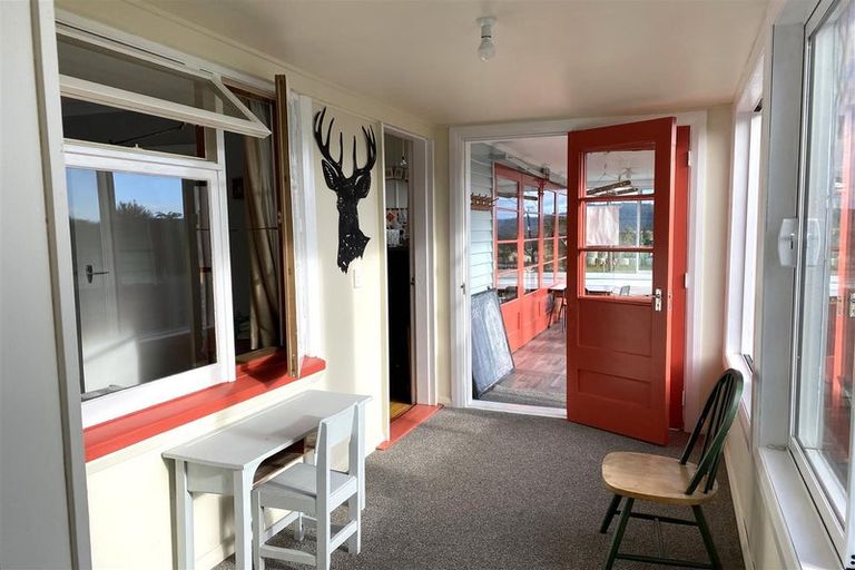 Photo of property in 741 Taramakau Settlement Road, Hohonu, Kumara, 7875