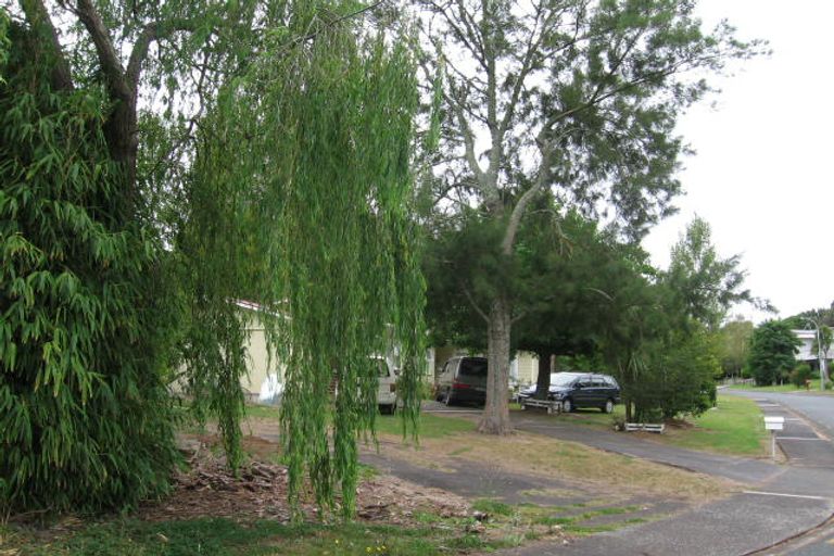 Photo of property in 50 Saffron Street, Birkdale, Auckland, 0626