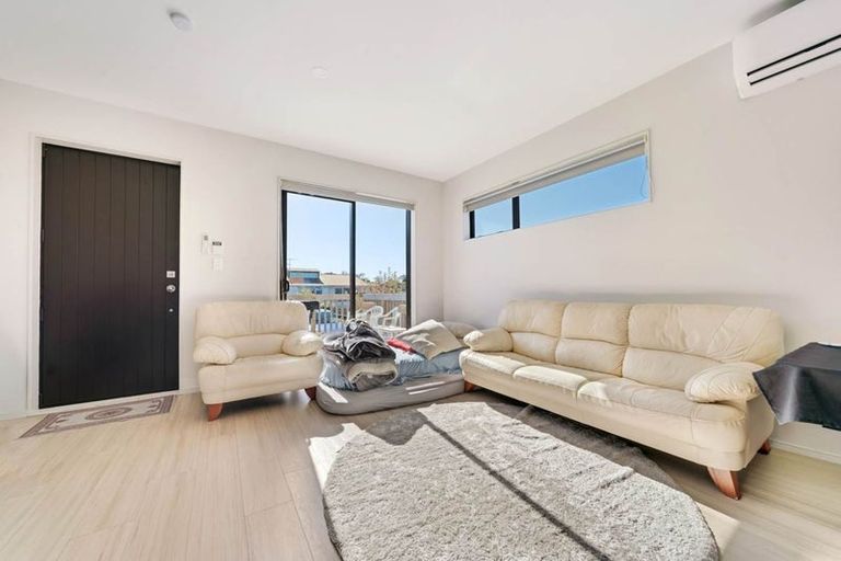Photo of property in 7/15 Rush Place, Mangere, Auckland, 2022