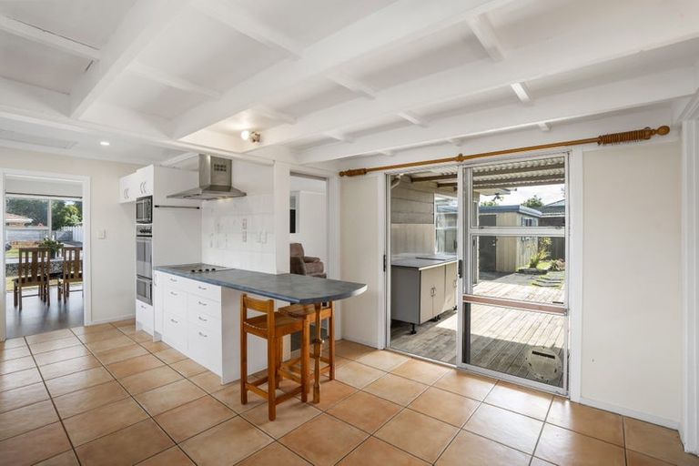 Photo of property in 7 Glengowan Place, Conifer Grove, Takanini, 2112