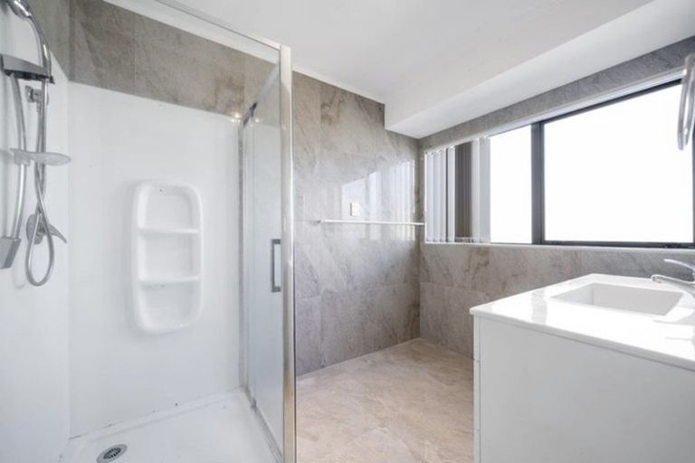 Photo of property in 1/25 Oratu Place, Manurewa, Auckland, 2102