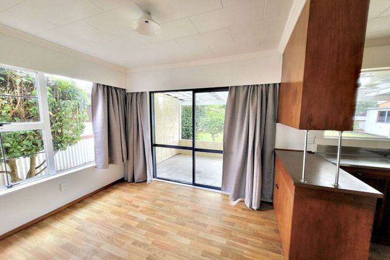 Photo of property in 50 Rimu Street, Levin, 5510