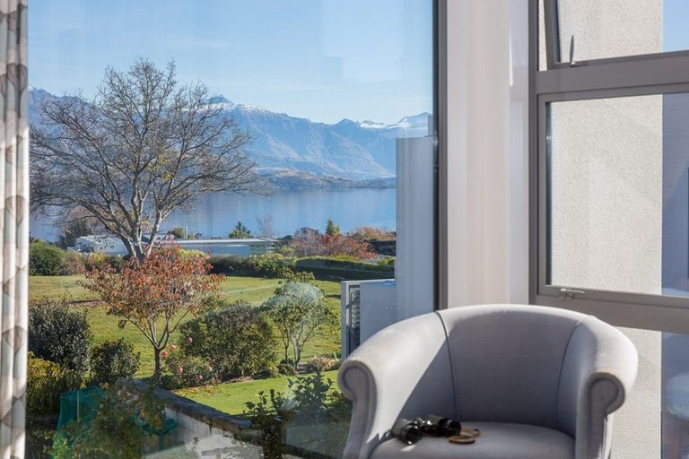 Photo of property in 76 Aubrey Road, Wanaka, 9305