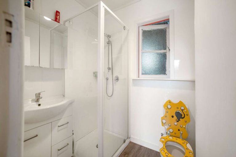 Photo of property in 30 Waingake Road, Manutuke, 4072