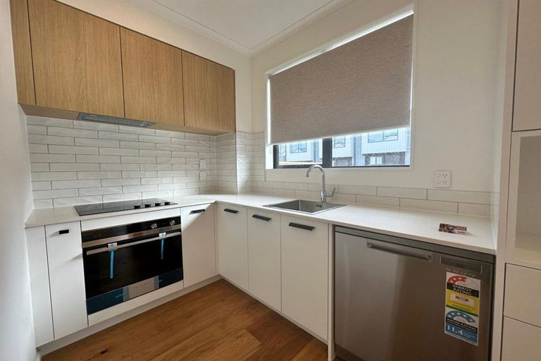 Photo of property in 1/31 Mahalo Avenue, Wiri, Auckland, 2104