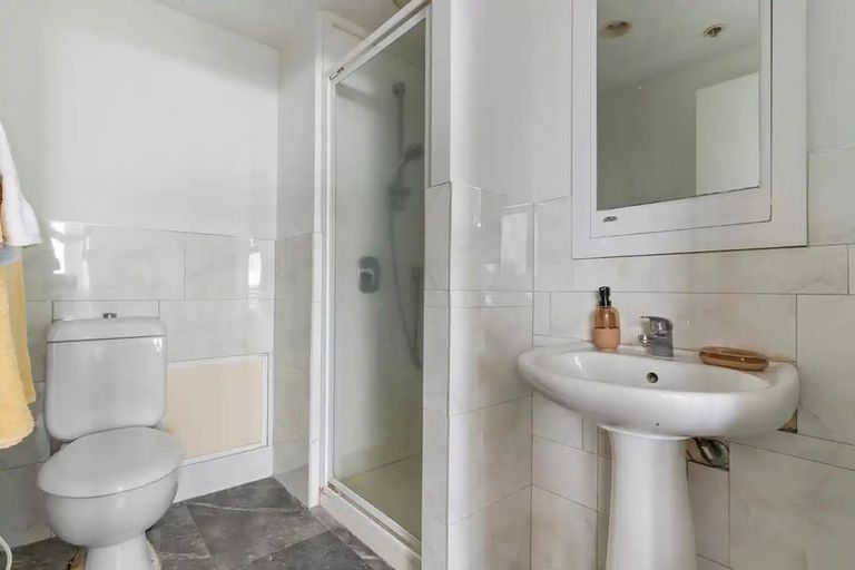 Photo of property in Meridian Apartments, 6g/11 Howe Street, Freemans Bay, Auckland, 1011