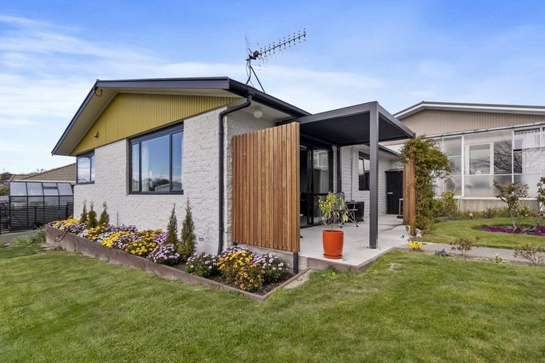 Photo of property in 1-2/8a Douglas Street, Highfield, Timaru, 7910