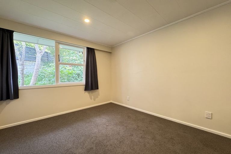 Photo of property in 65 Totara Road, Miramar, Wellington, 6022