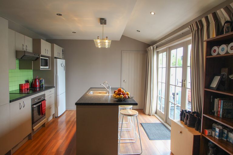 Photo of property in 42a Till Street, South Hill, Oamaru, 9400