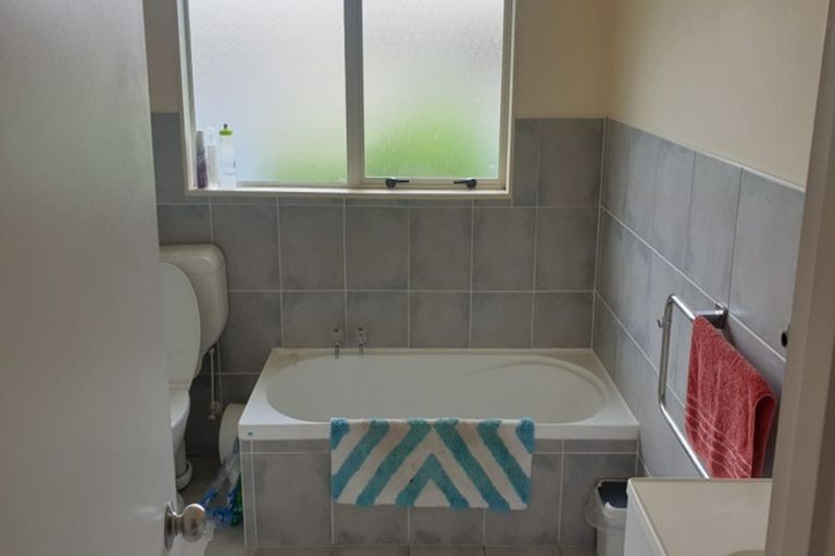 Photo of property in 39a Sheehan Avenue, Papakura, 2110