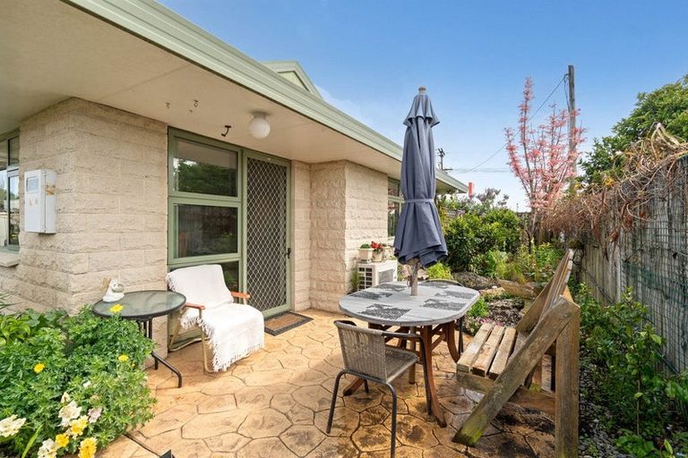 Photo of property in 143 Dixon Street, Masterton, 5810