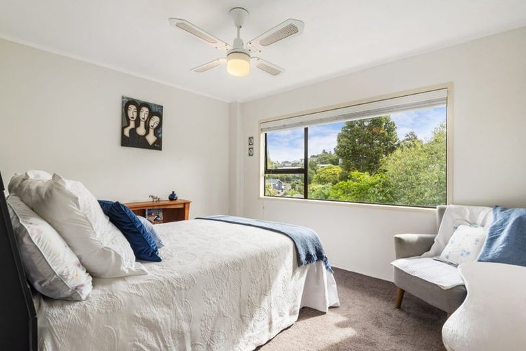 Photo of property in 2/13 Newstead Avenue, Browns Bay, Auckland, 0632