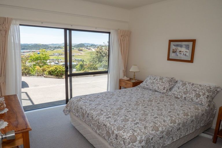 Photo of property in 95 Cable Bay Block Road, Cable Bay, 0420