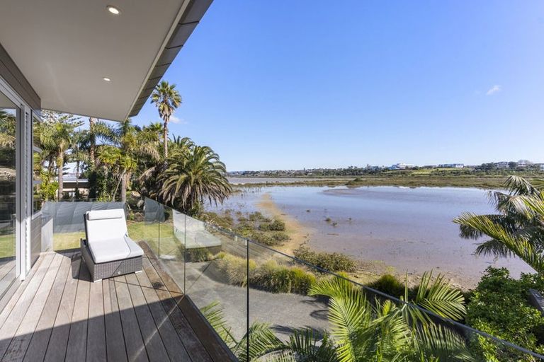 Photo of property in 53 Walter Street, Hauraki, Auckland, 0622