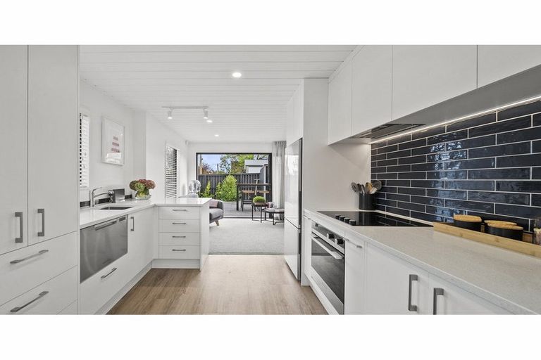 Photo of property in 8a Champion Street, Edgeware, Christchurch, 8013